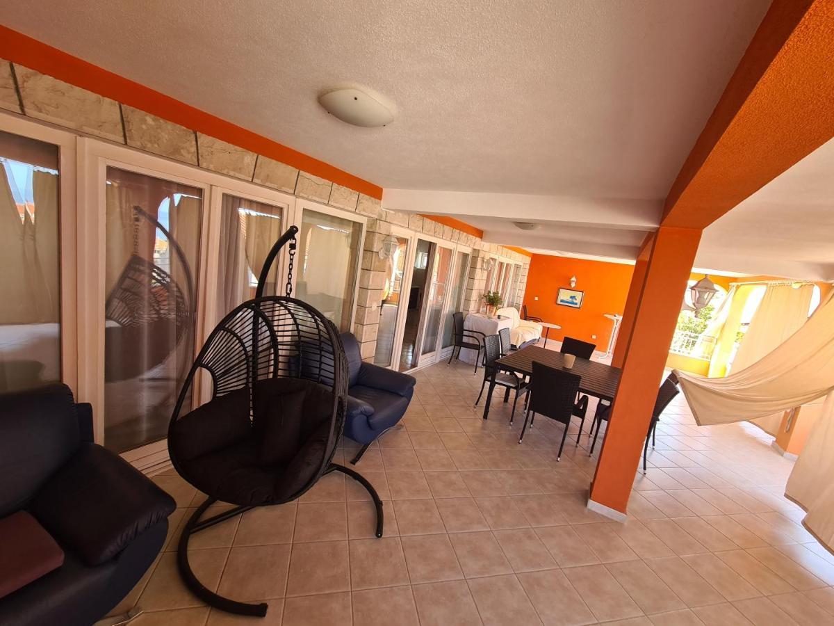 Villa Goda Tučepi Exterior foto